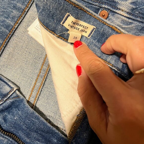 Madewell Perfect Vintage Jeans in Banner Wash (Size 26) - Picture 5 of 5